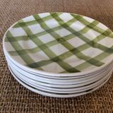 9 dessert plates