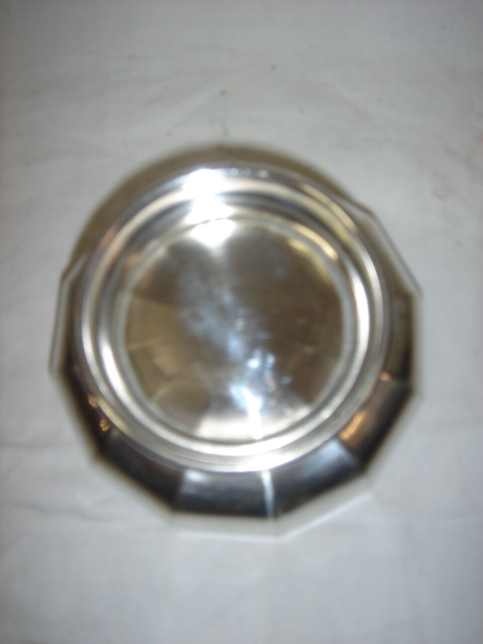 Art deco silver metal cut