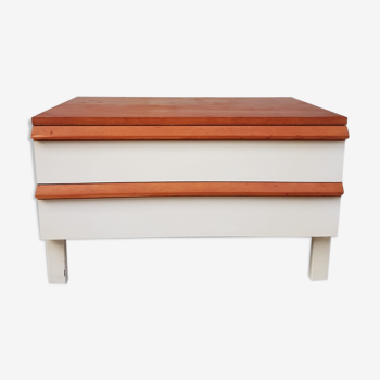 Late mid century low chest of drawers by Uniflex