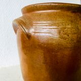 Glazed stoneware pot