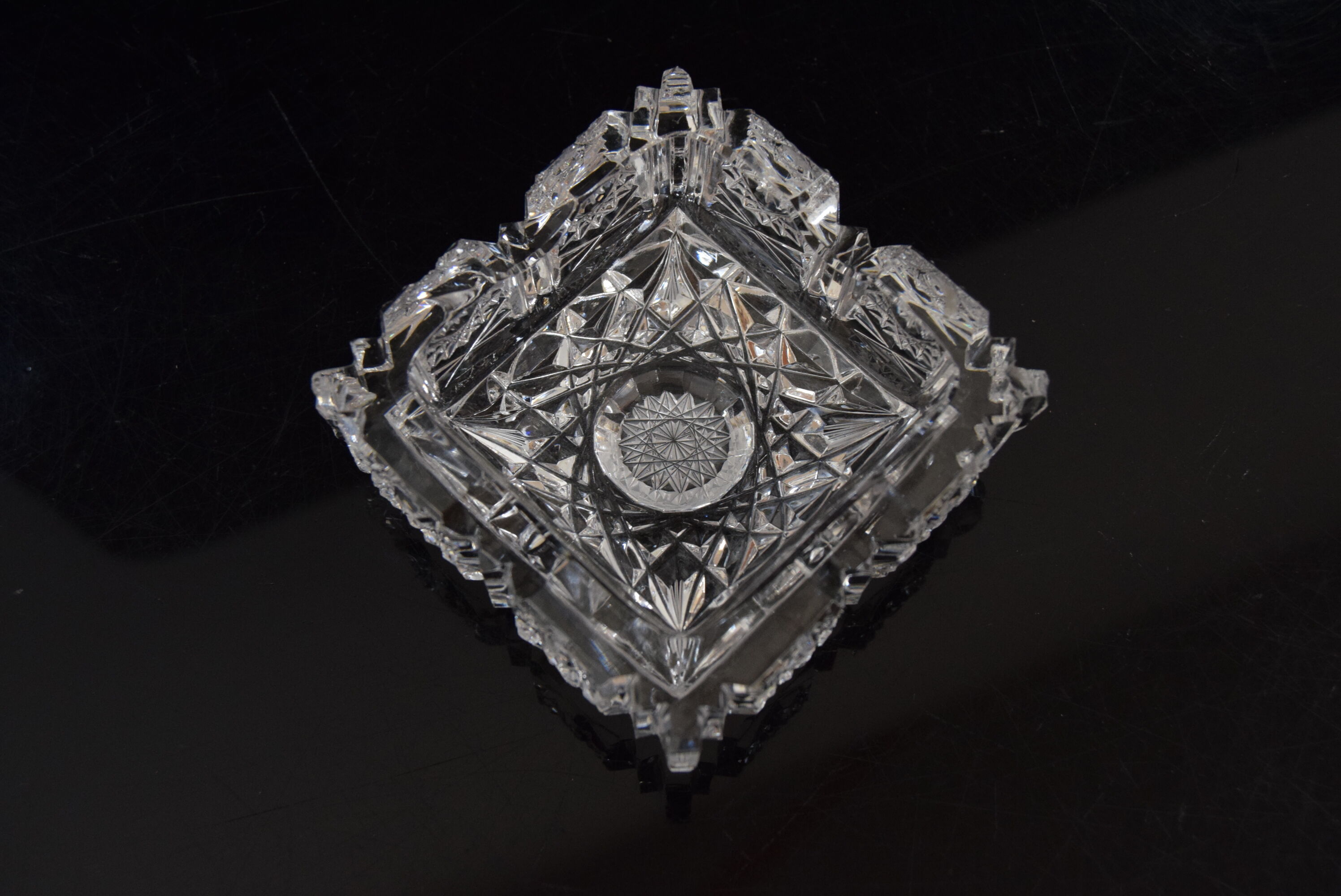 Paire de cendriers, verre en cristal taillé, bohême, années 1960