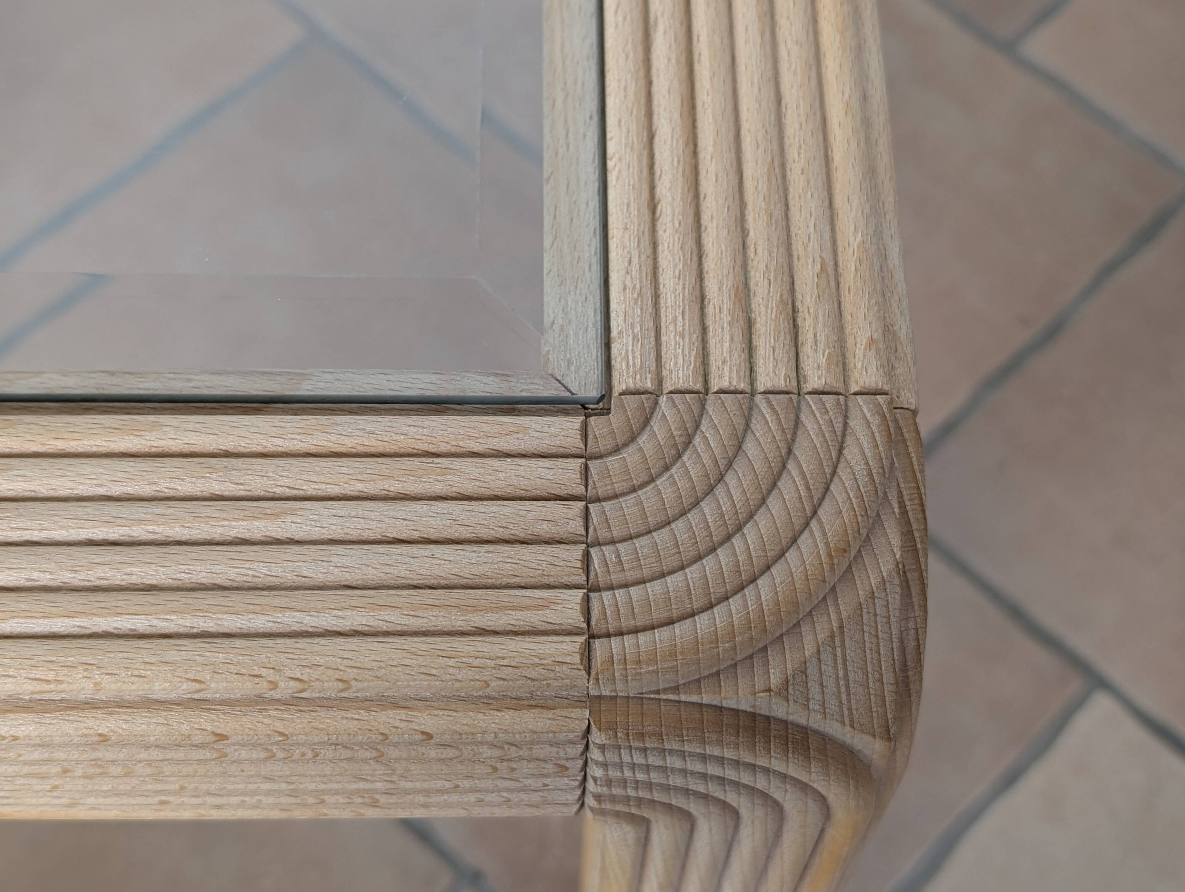 Coffee table / side table