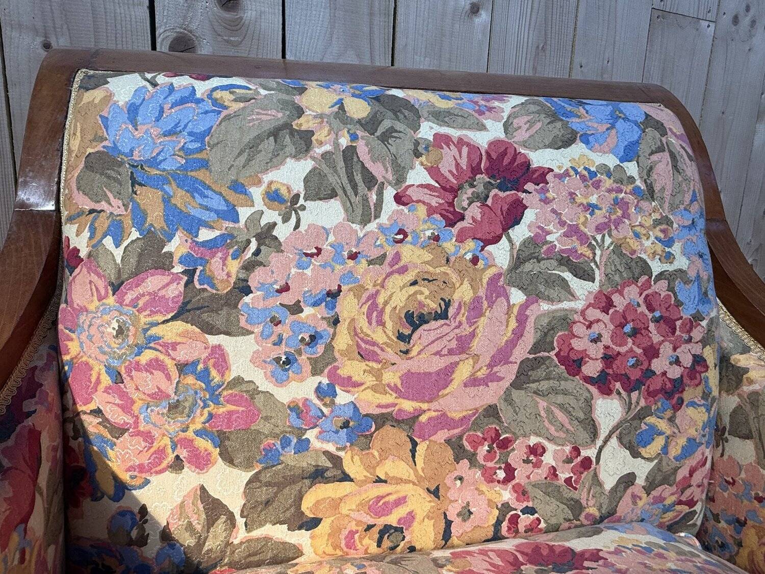 Pair of large armchairs in Louis XVI - Neoclassical style