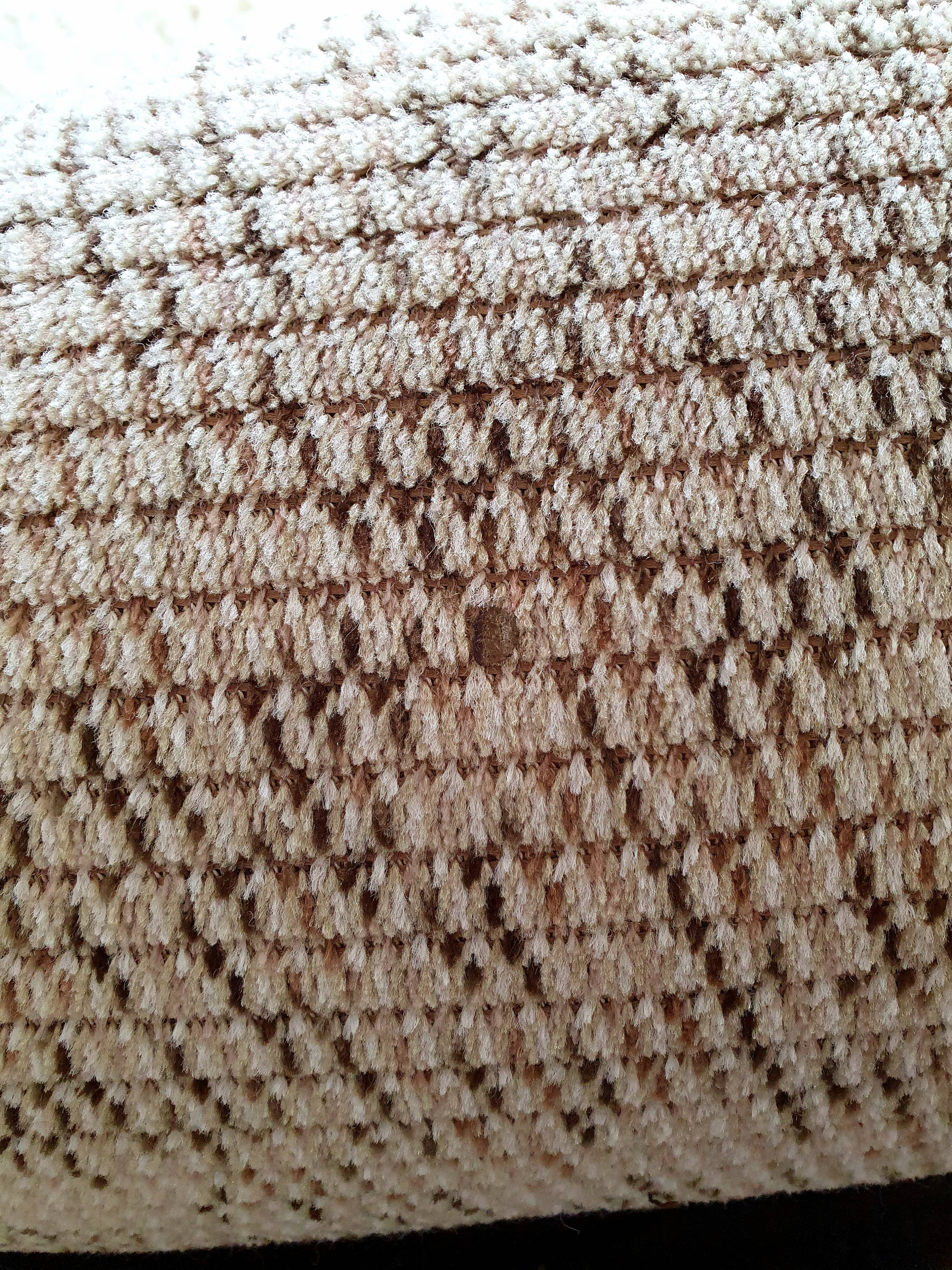 Vintage velvet armchair armrests fins