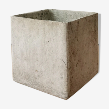 Eternit Cube Planter