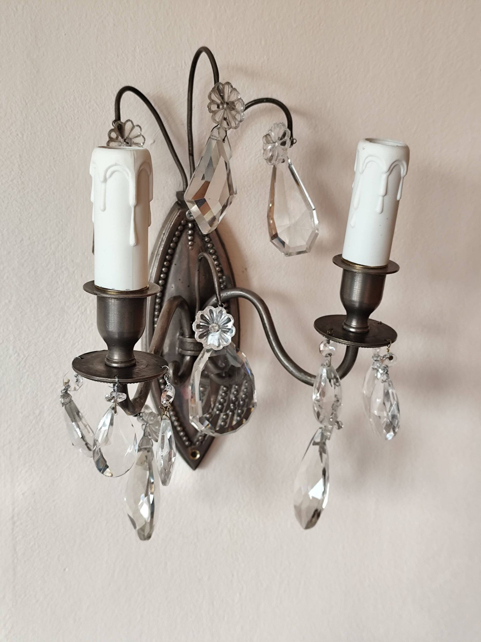 Wall light in tinned brass and crystal pendants - rococo light 2 lights