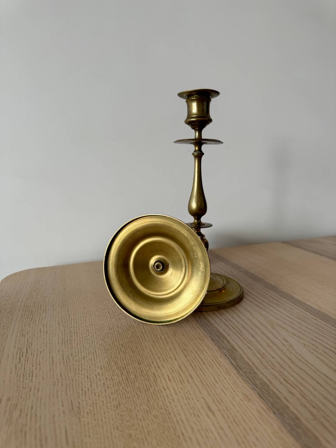 Paire de lustres vintage en laiton massif