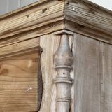 Large 19th century Scandinavian pine chest of drawers