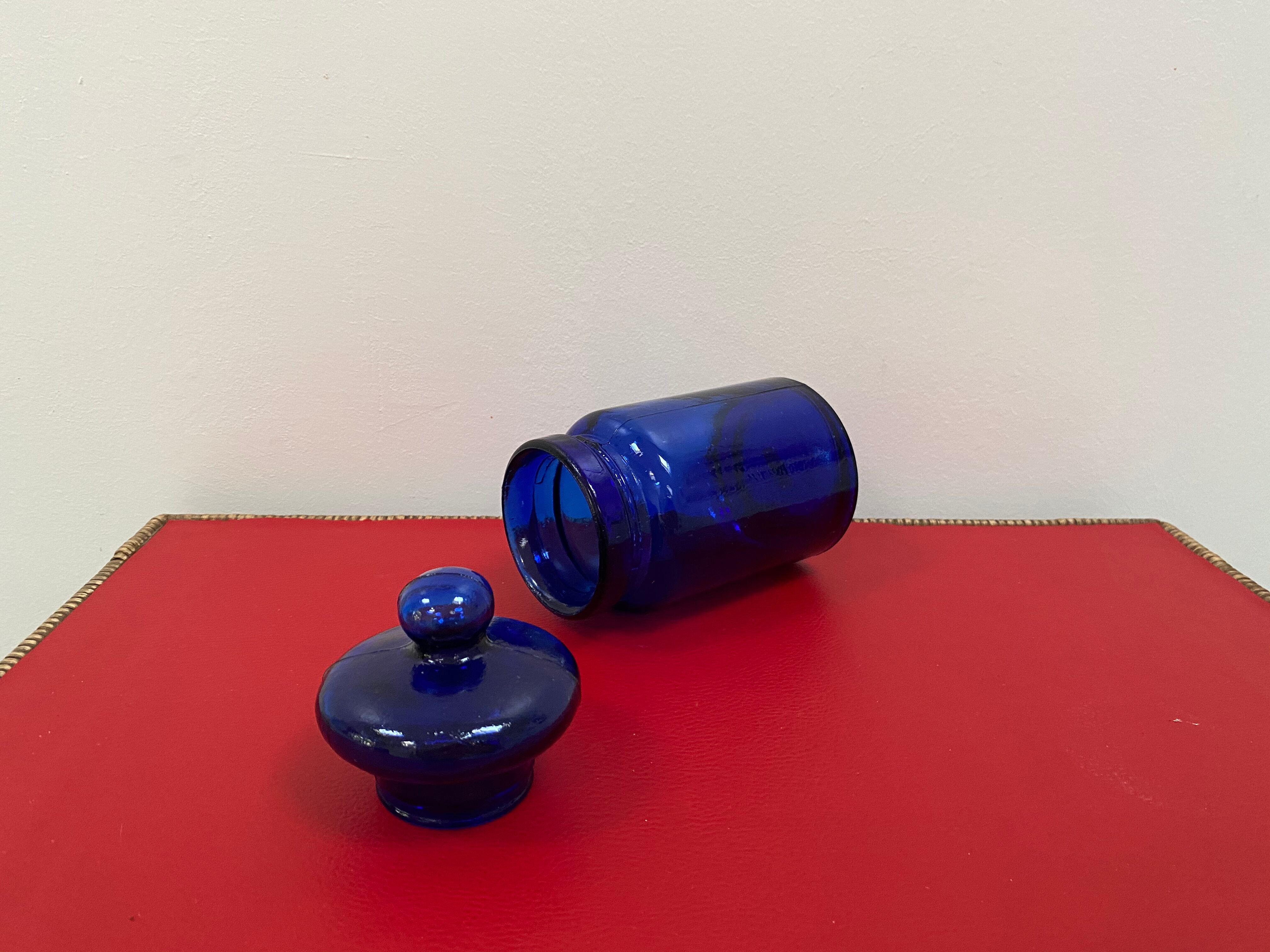 Bocal vintage en verre bleu cobalt