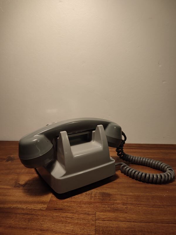 Dial telephone
