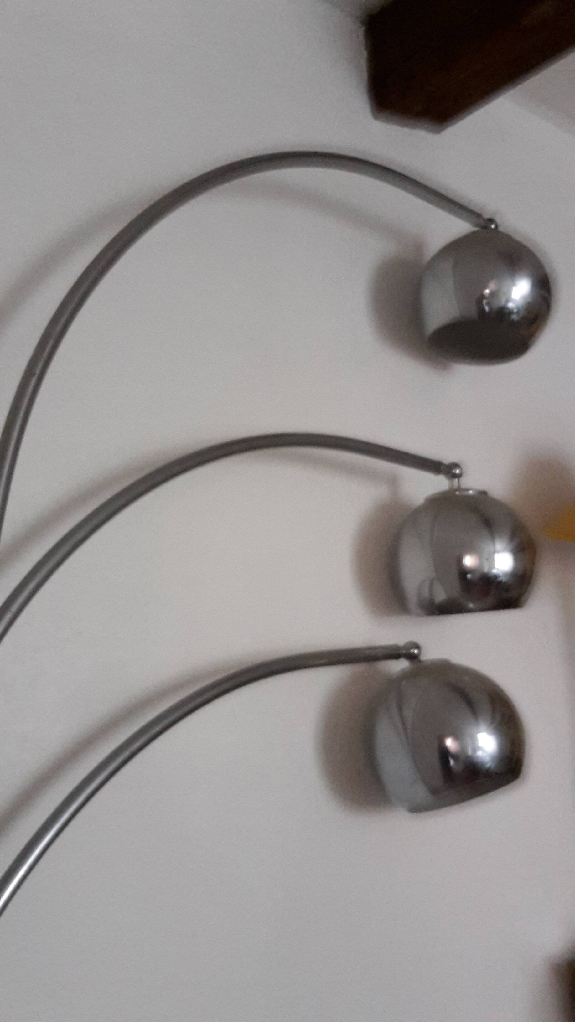 1970s lily-of-the-valley floor lamp, GOFFREDO REGGIANI
