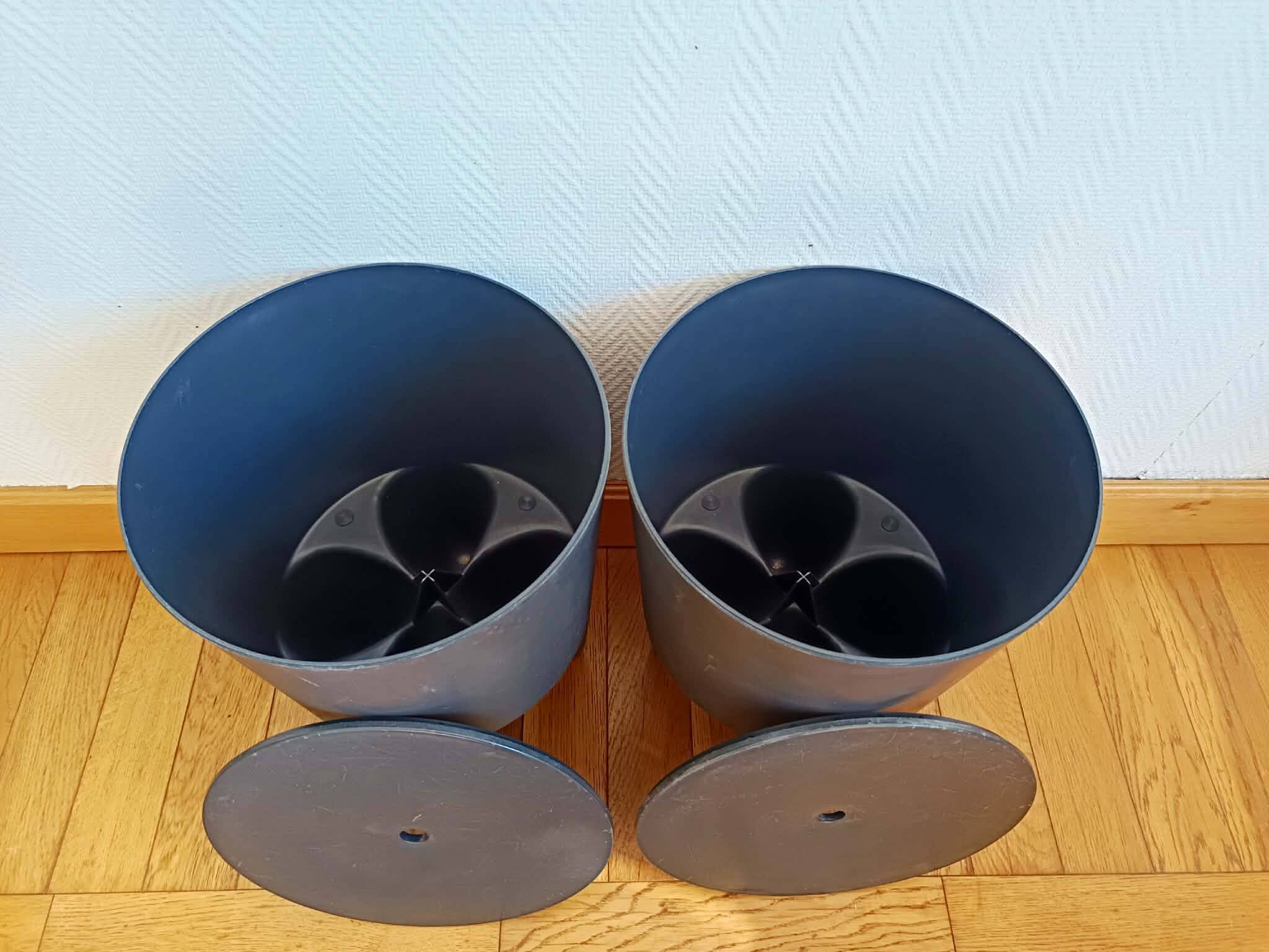 BUBU stools 1st by Starck