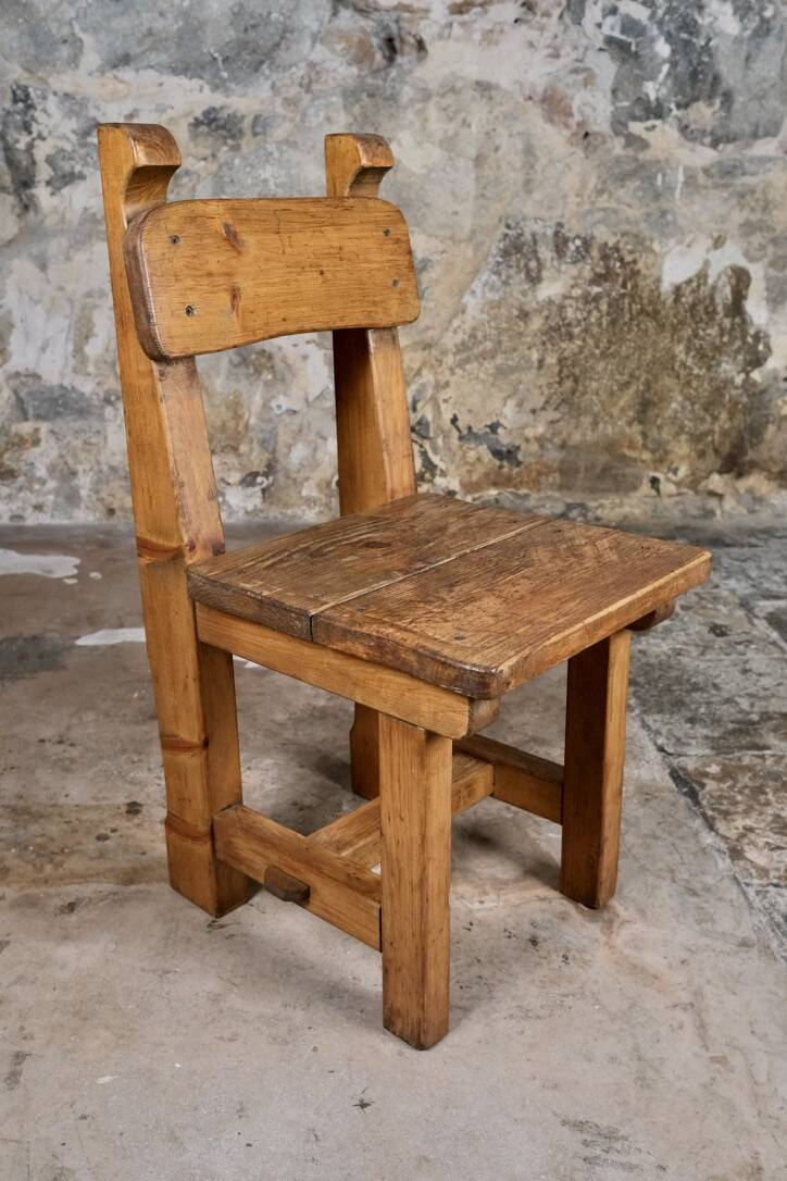 Set of 4 brutalist pine chairs, Italy, 1960s