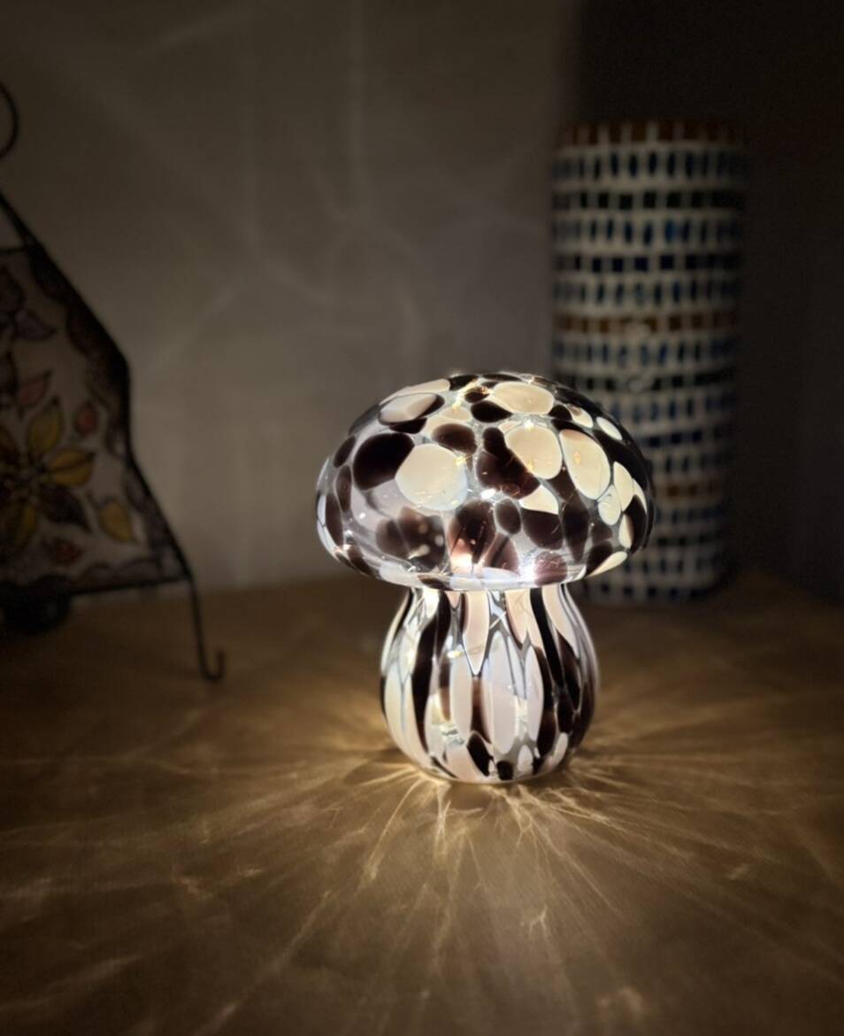 Mosaic black and white glass mushroom lamp