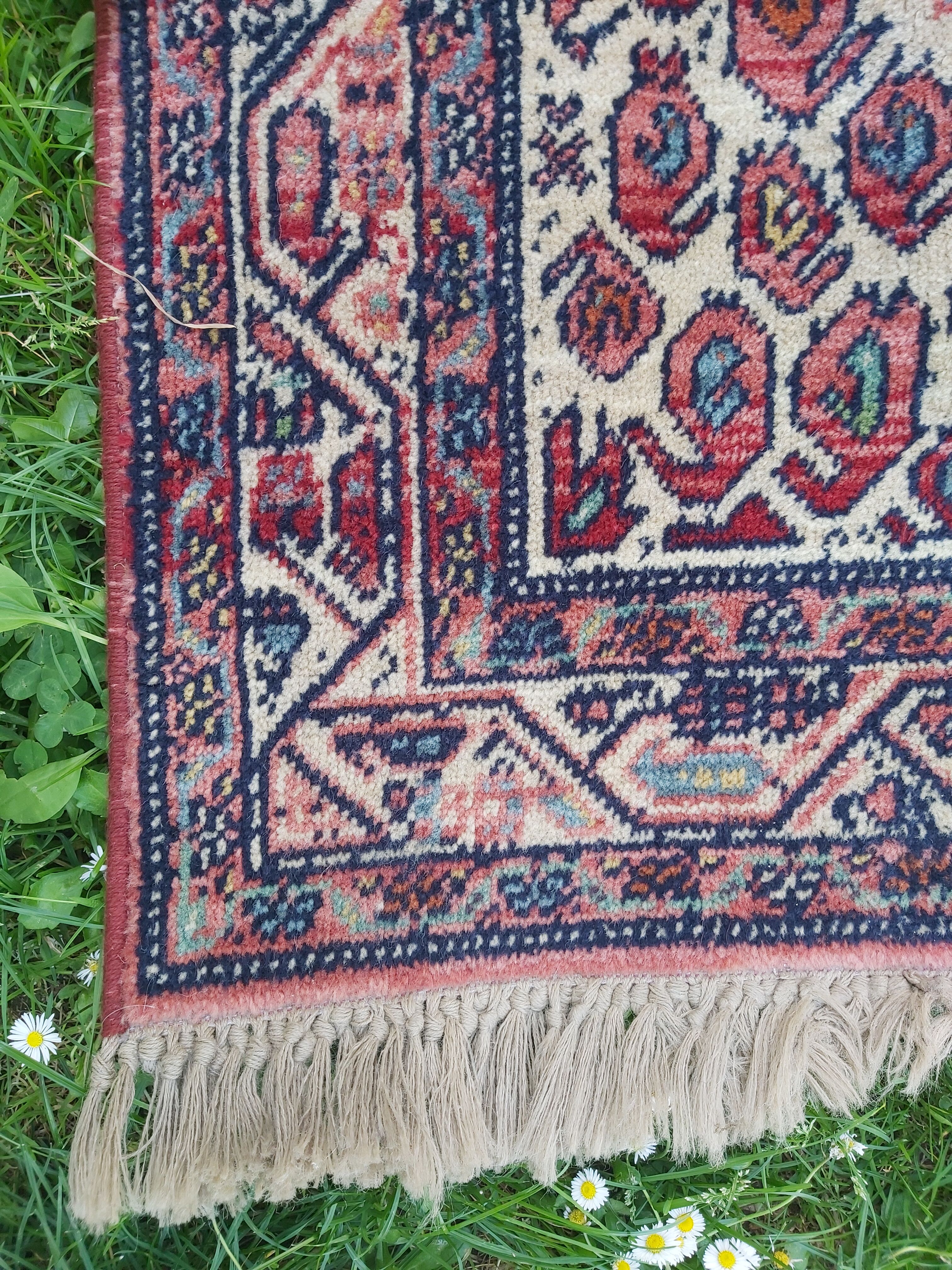 Gallery carpet, Persian carpet