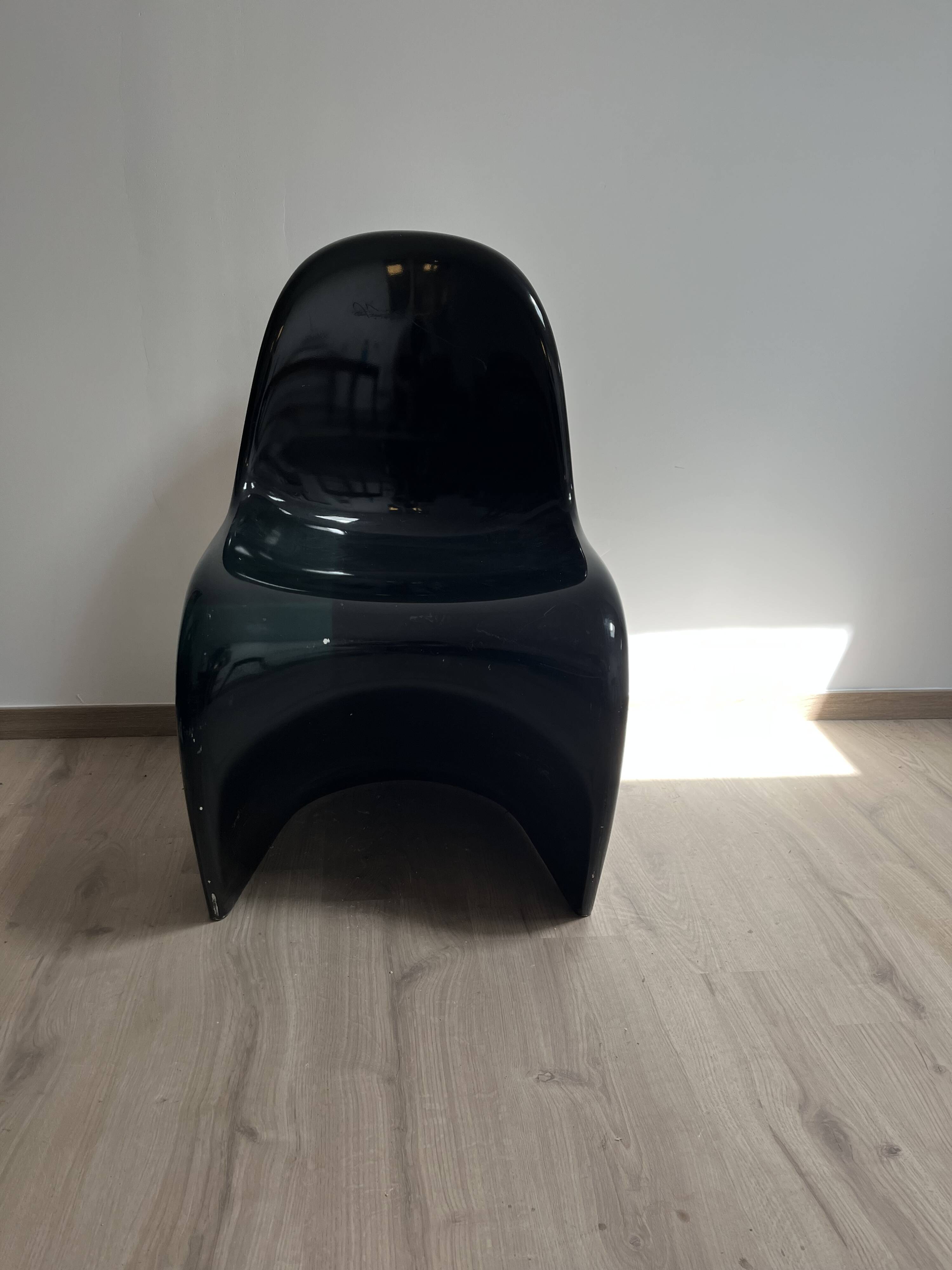 Designer armchair from the 70s by VERNER PANTON