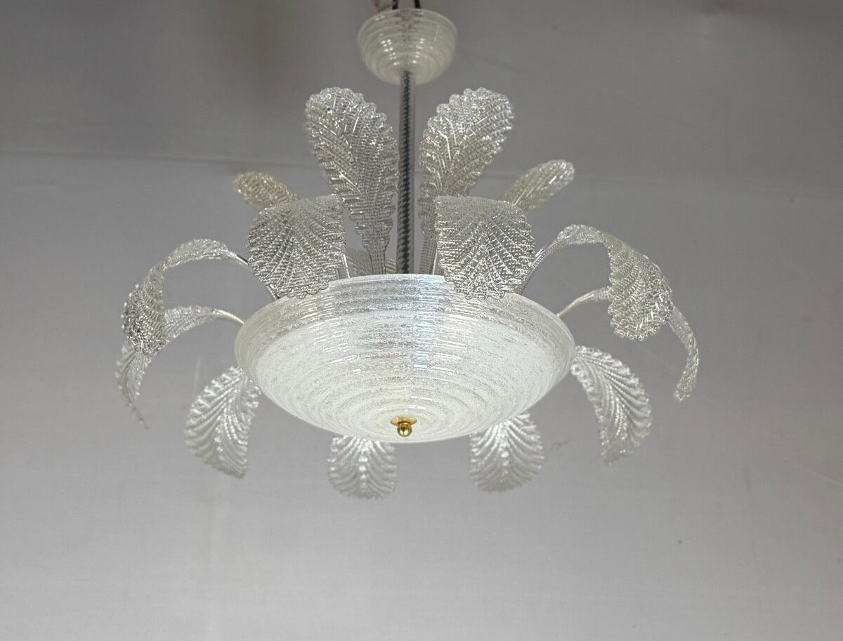 Venetian Art Deco chandelier made of Murano glass circa 1930