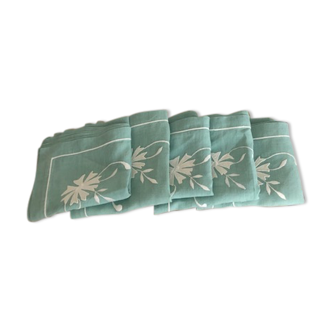 Set of 5 embroidered vintage napkins