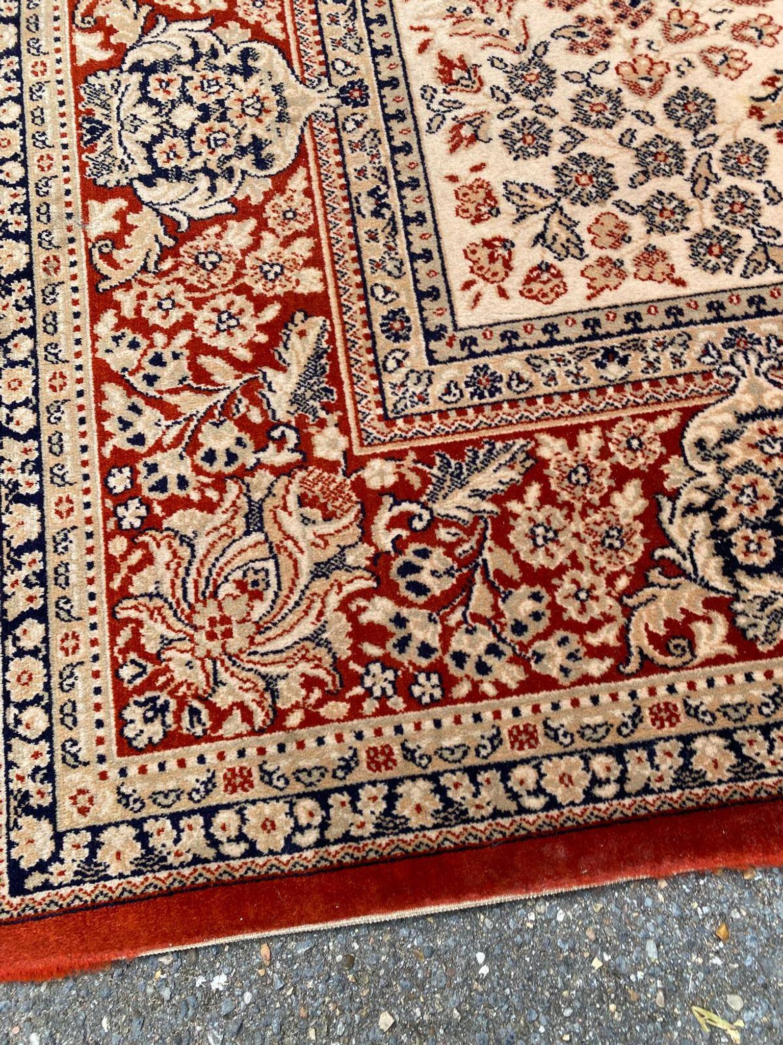 Large industrial Persian carpet in burgundy wool, carpet sample 250x350cm.