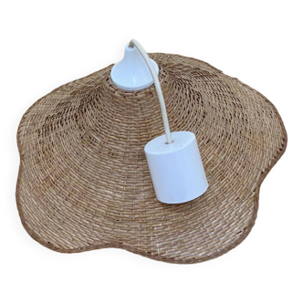 Pendant light with rattan lampshade