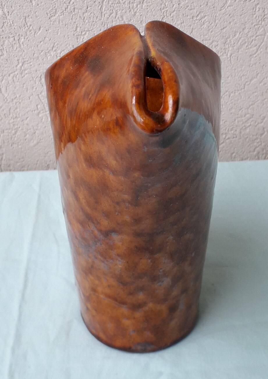 Terracotta jug Biot