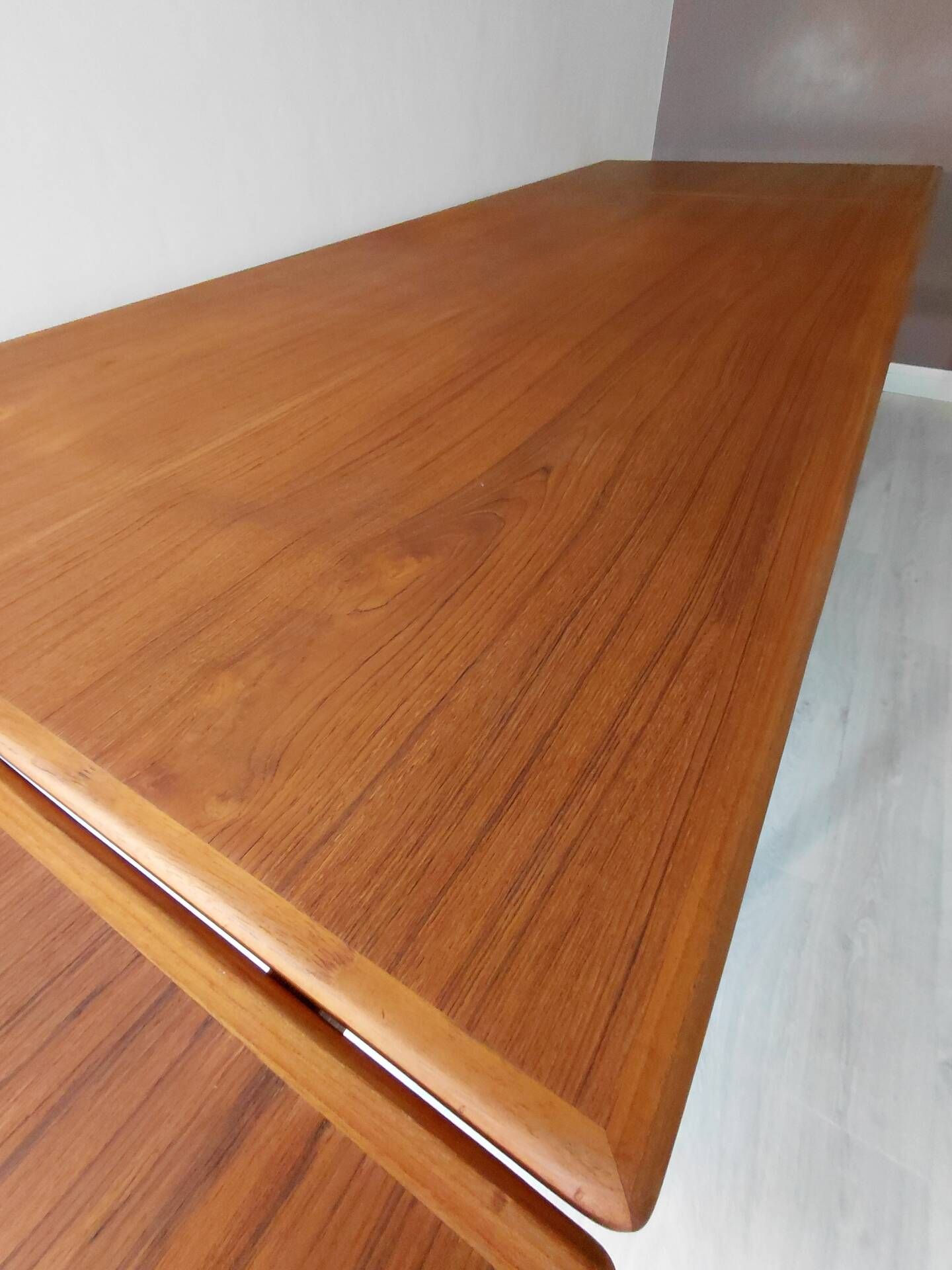 Danish dining table in teak model 83 – Gern Møbelfabrik, 1970s