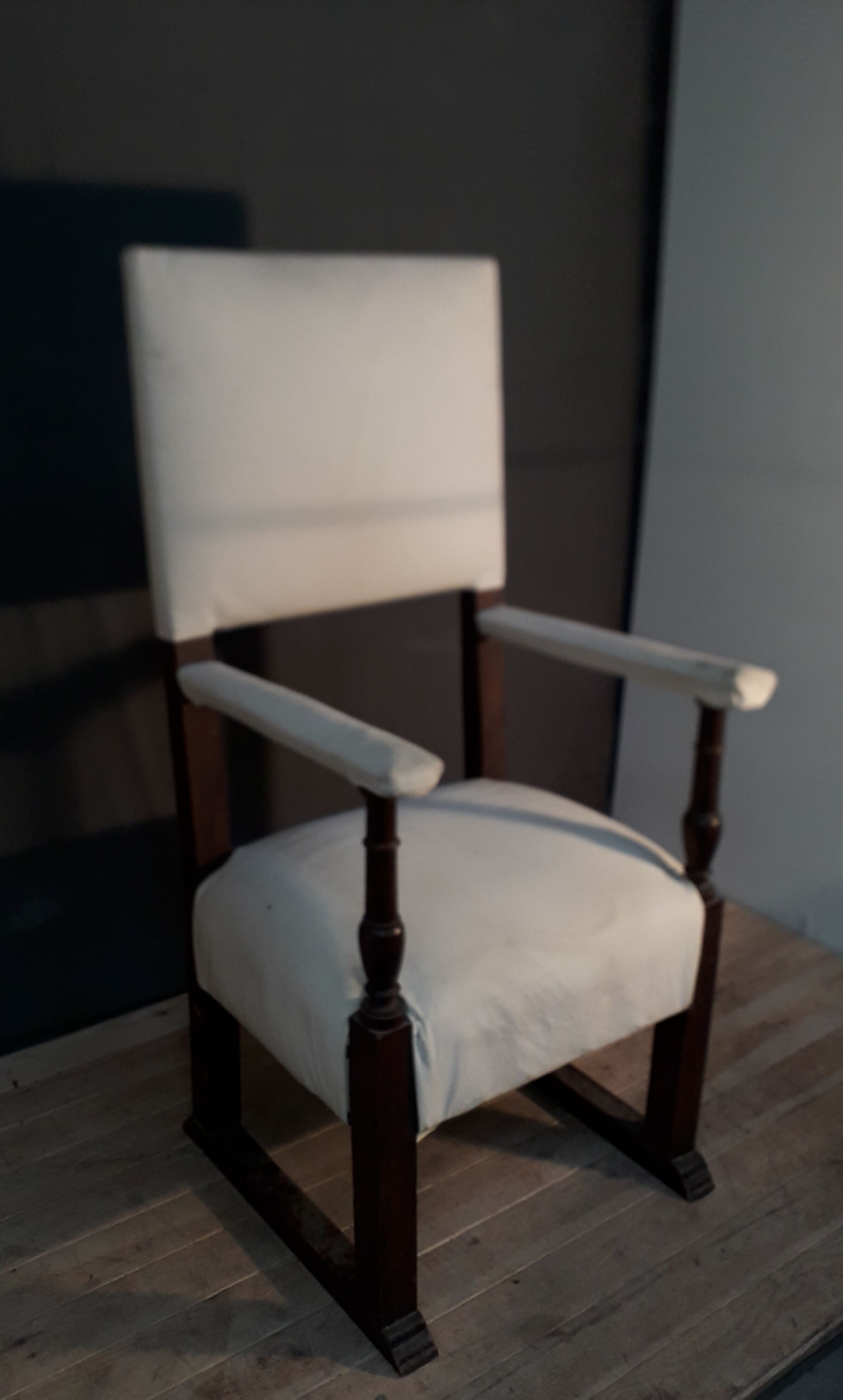 Large buralist chair