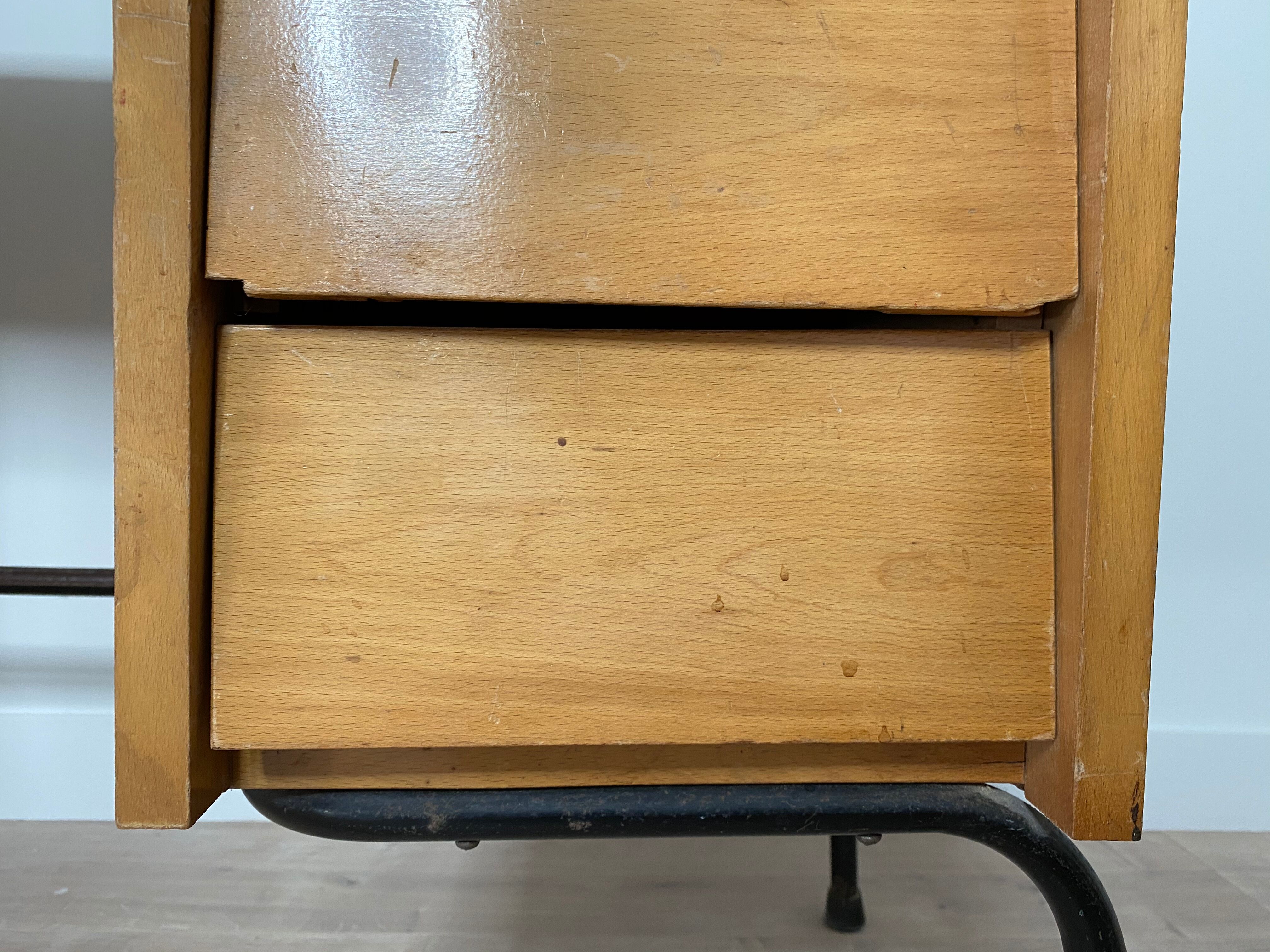 Vintage modernist office