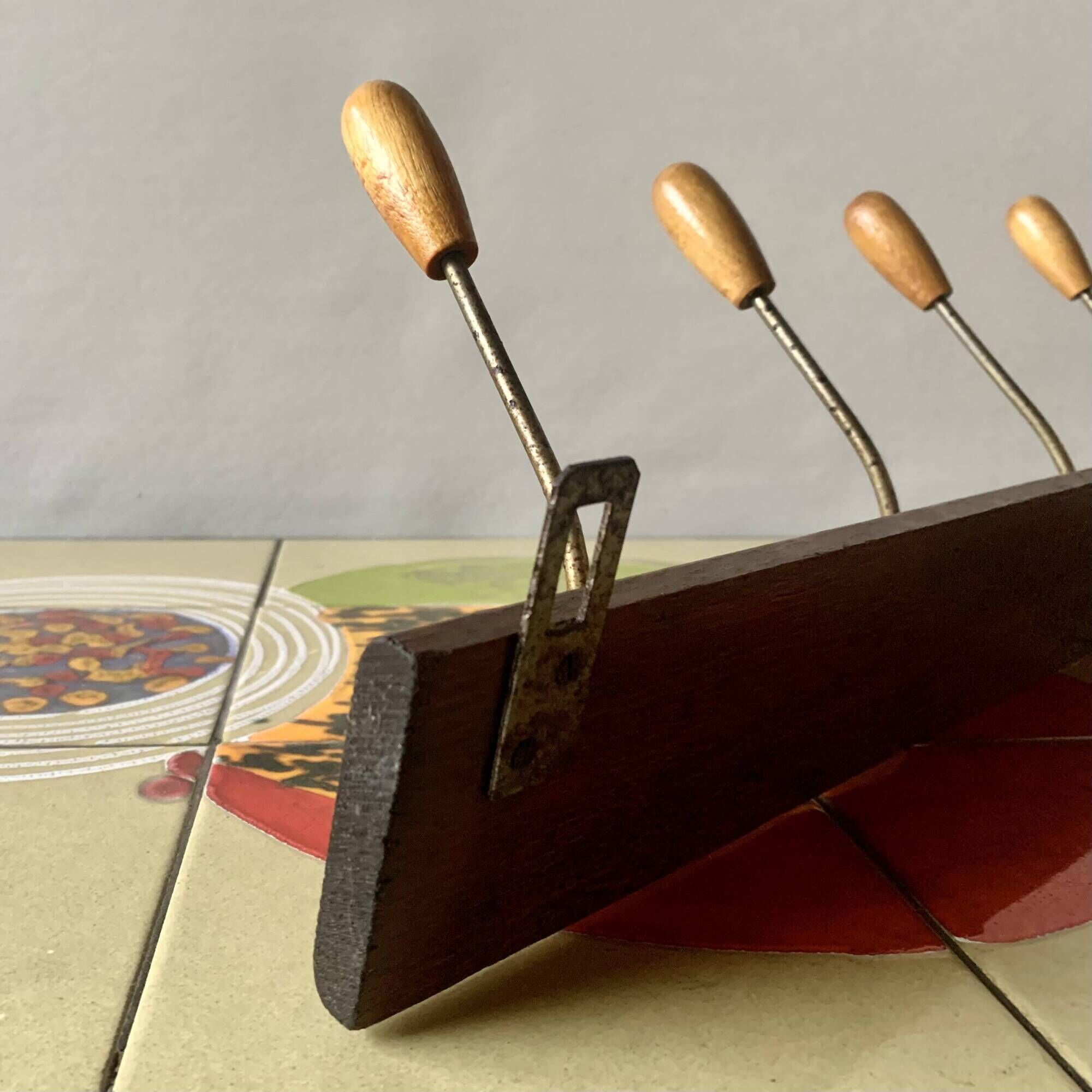 Vintage wooden wall coat rack - 6 hooks