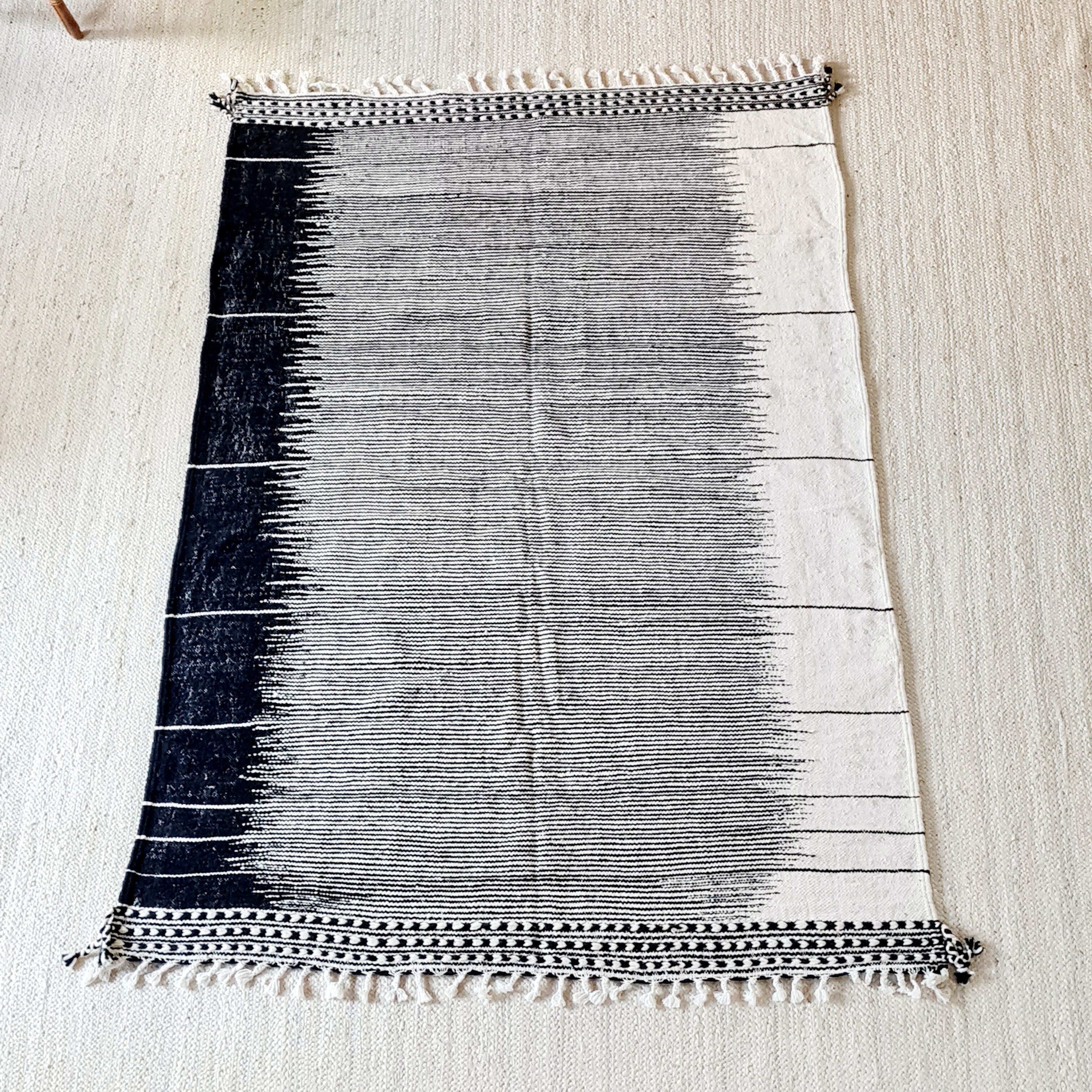 Black and white wool kilim rug 240 x 156