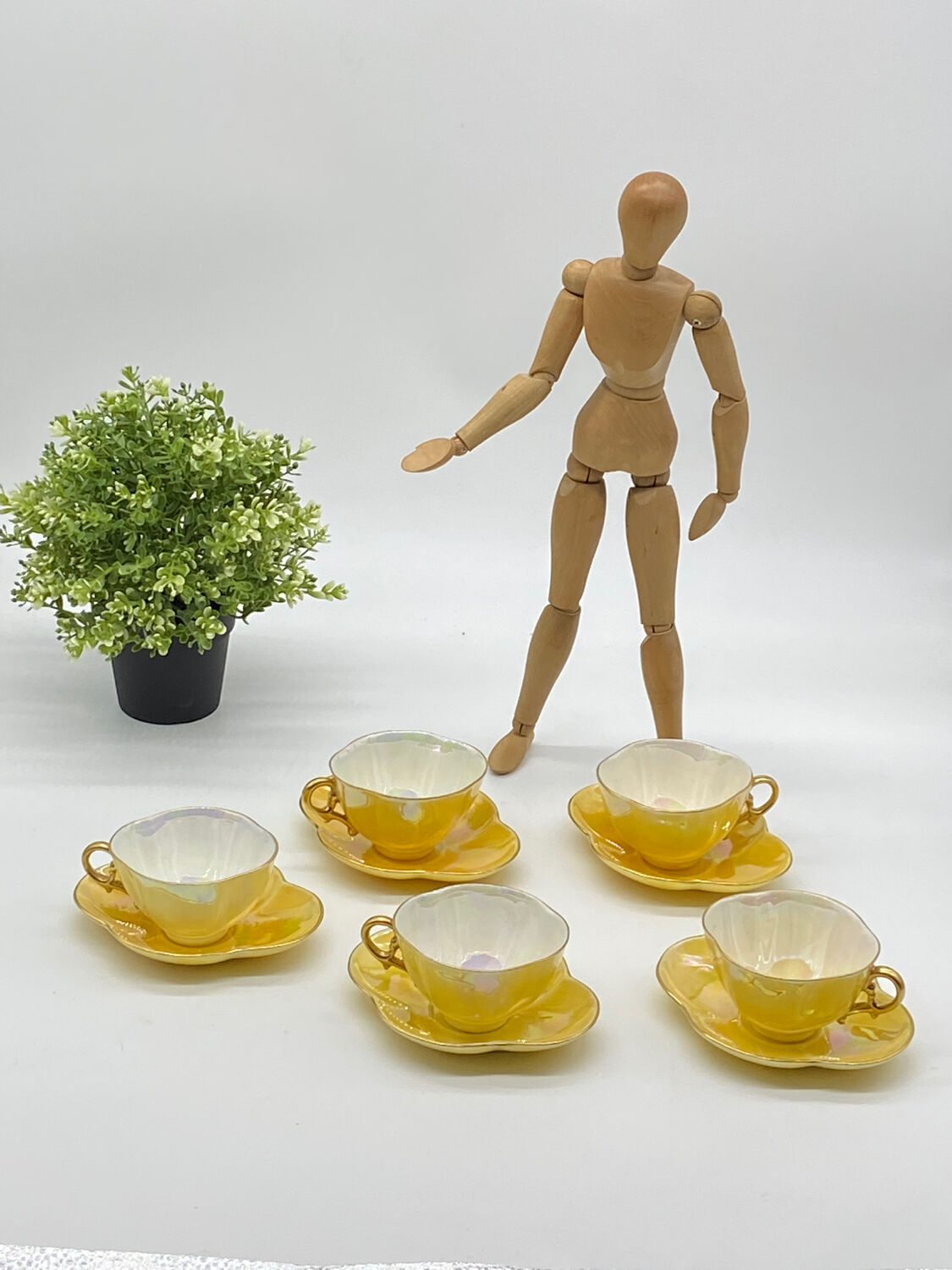 Series of 5 cups and under cups Sarreguemines