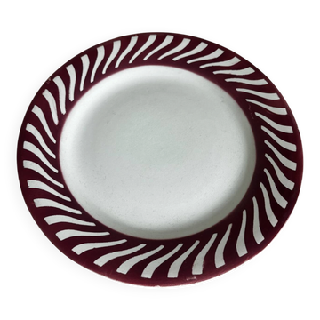 Old earthenware plate from Creil and Montereau, decoration 522.