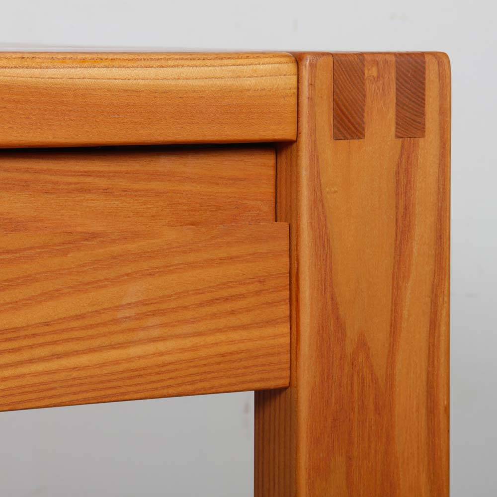 Bureau en orme édité par Maison Regain, 1980