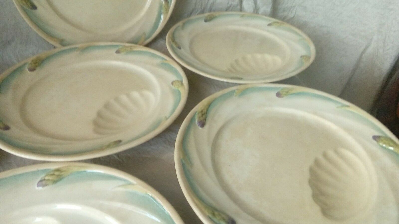 6 PLATES WITH ASPARAGUS IN SARRGUEMINE SLURRY ERA ART NOUVEAU