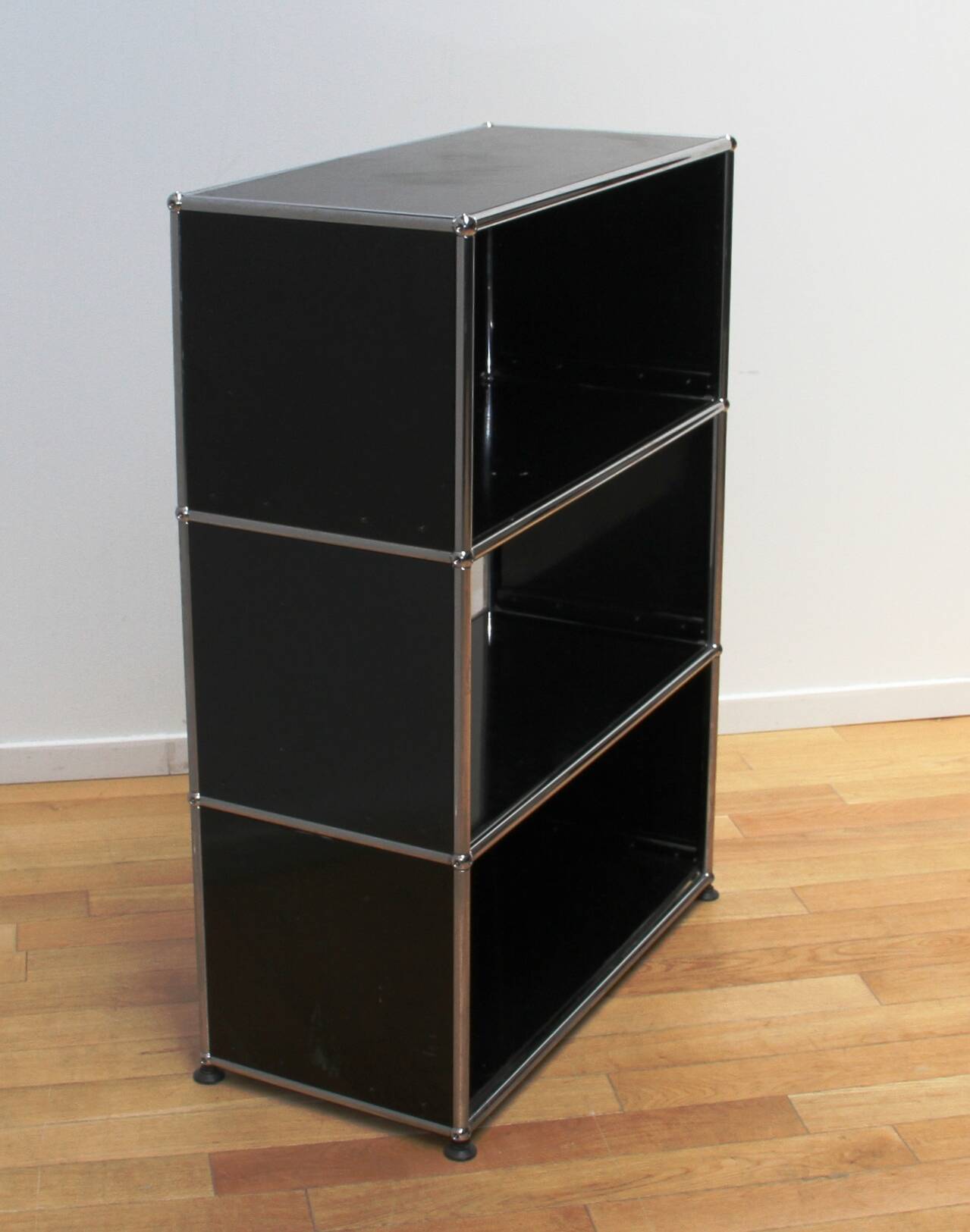 USM Haller storage unit