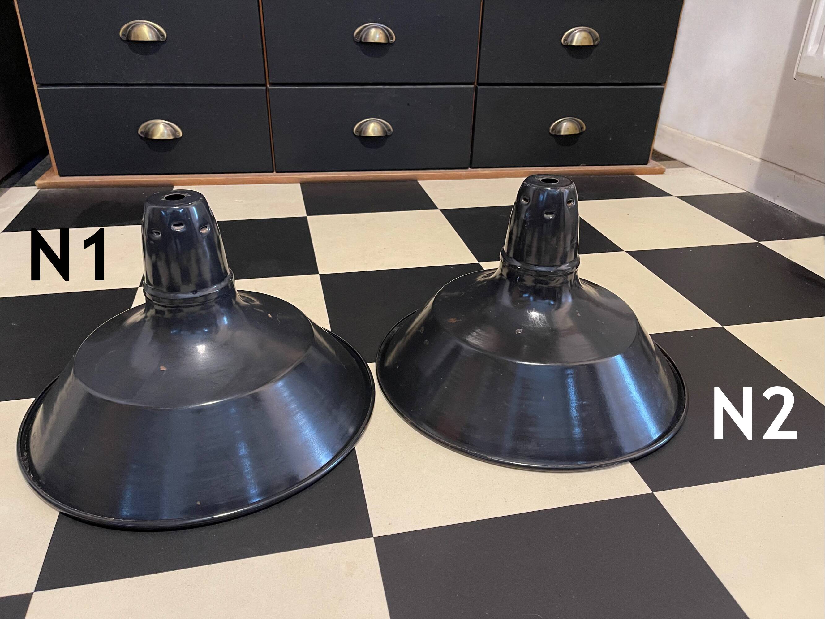 Lampshade in enamelled sheet metal 1950, industrial decoration, n2