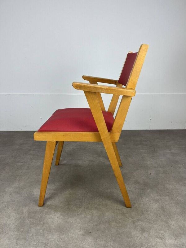 Fauteuil bridge années 50, bois et simili cuir rouge