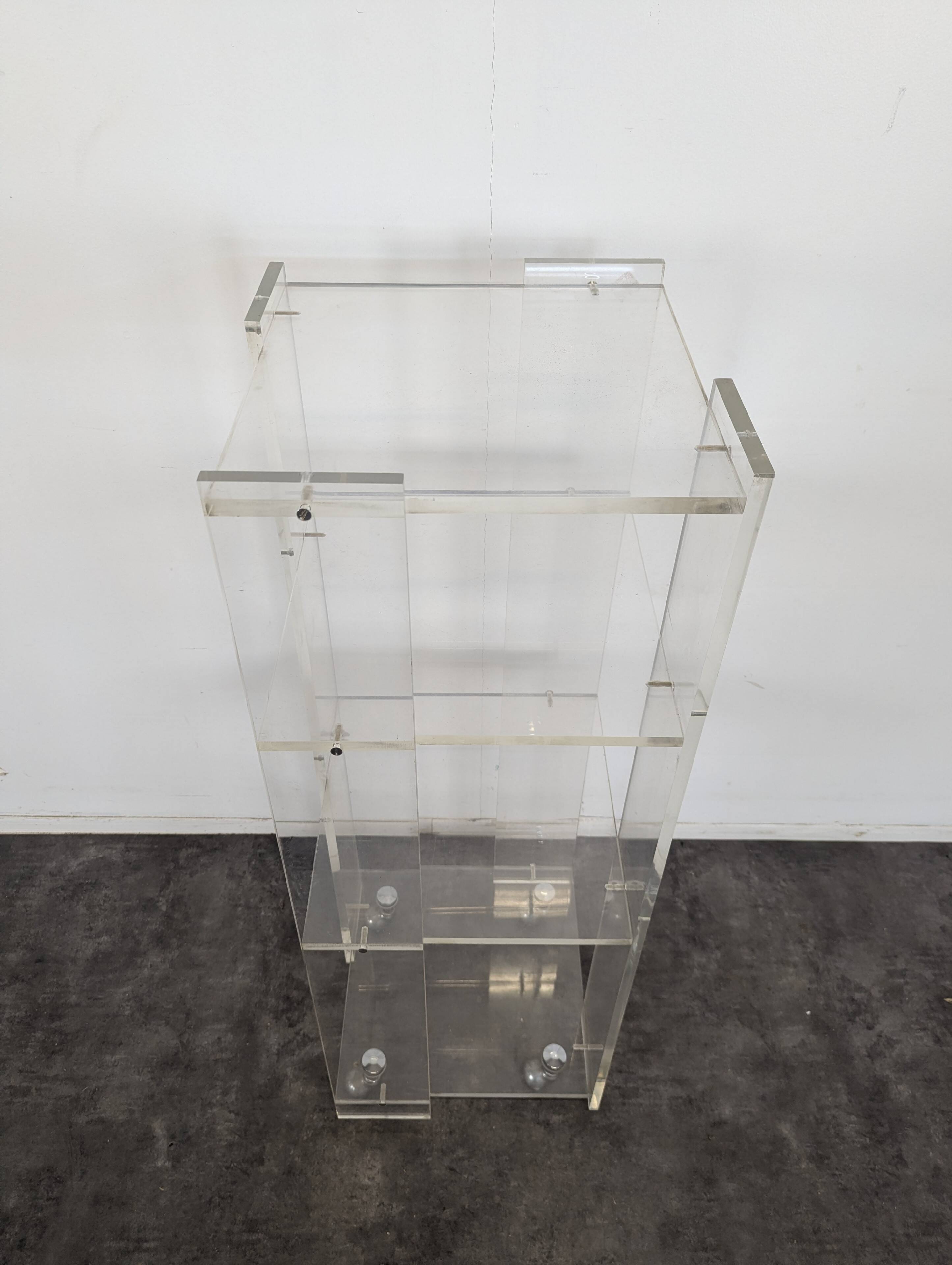 Etagere roulante en plexiglas Marais International