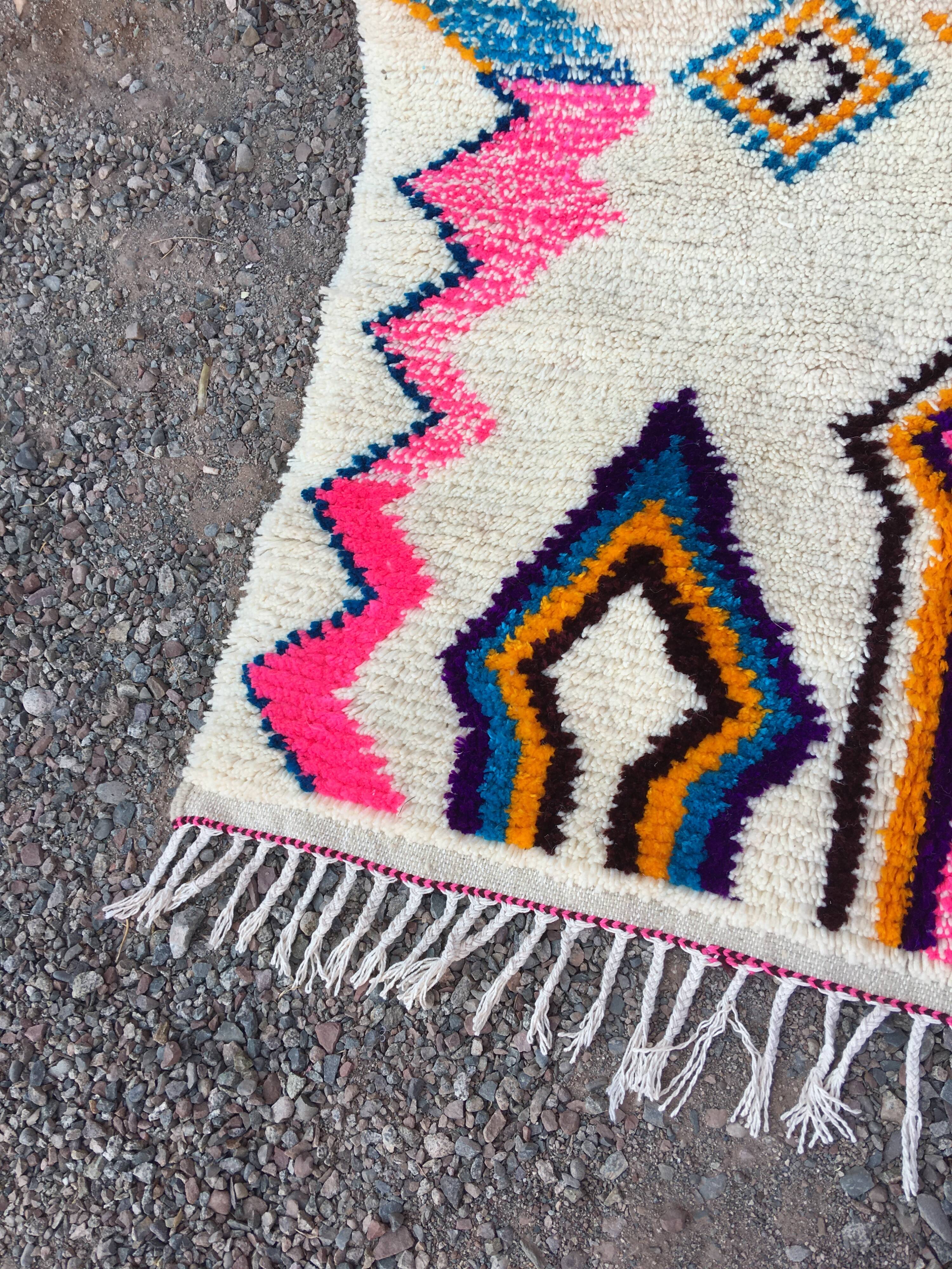 Azilal rug 248 x 158 cm