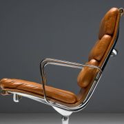 Chaise Soft Pad EA216 par Charles et Ray Eames, États-Unis, 1969