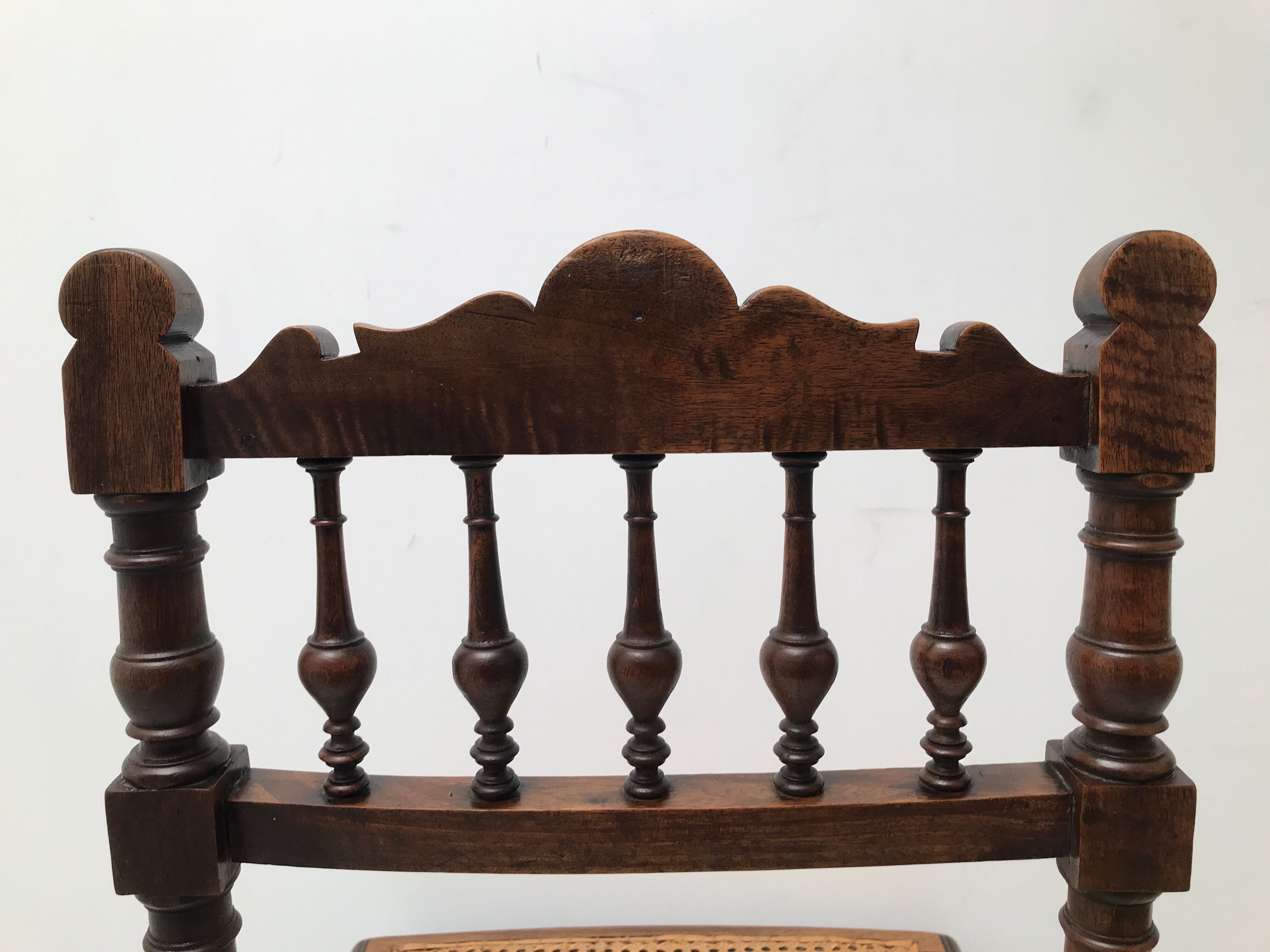 5 canne chairs Henry II style 1900