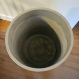 Cache-pot florian ampm gris ciment h58,5xd34 + support bois hévéa