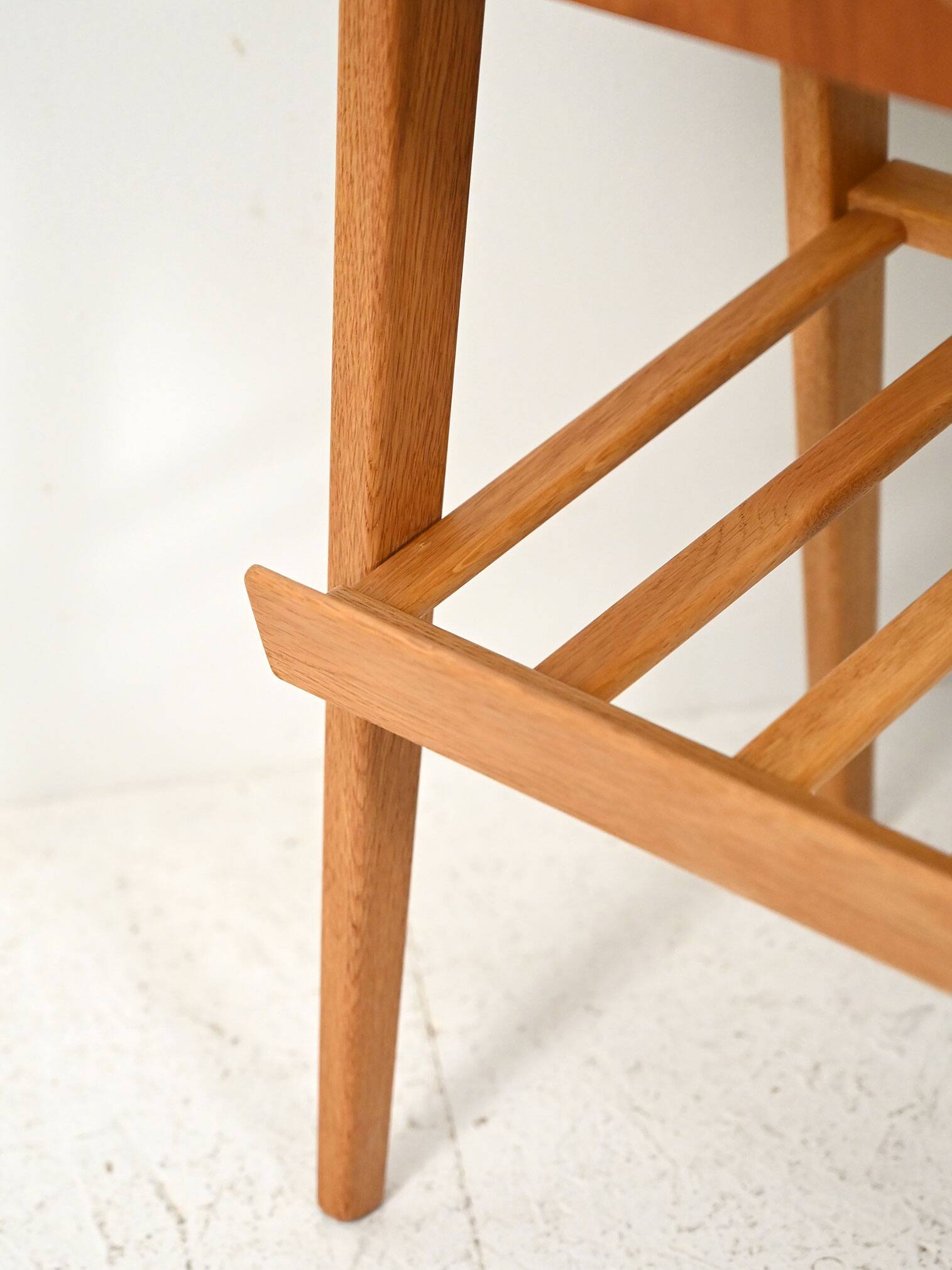 Scandinavian bedside table with drawer and magazine rack
