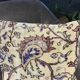 Coussin en tapis vintage fait main