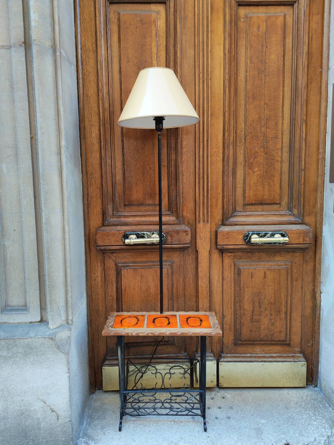 Floor lamp - table - magazine rack in wrought iron