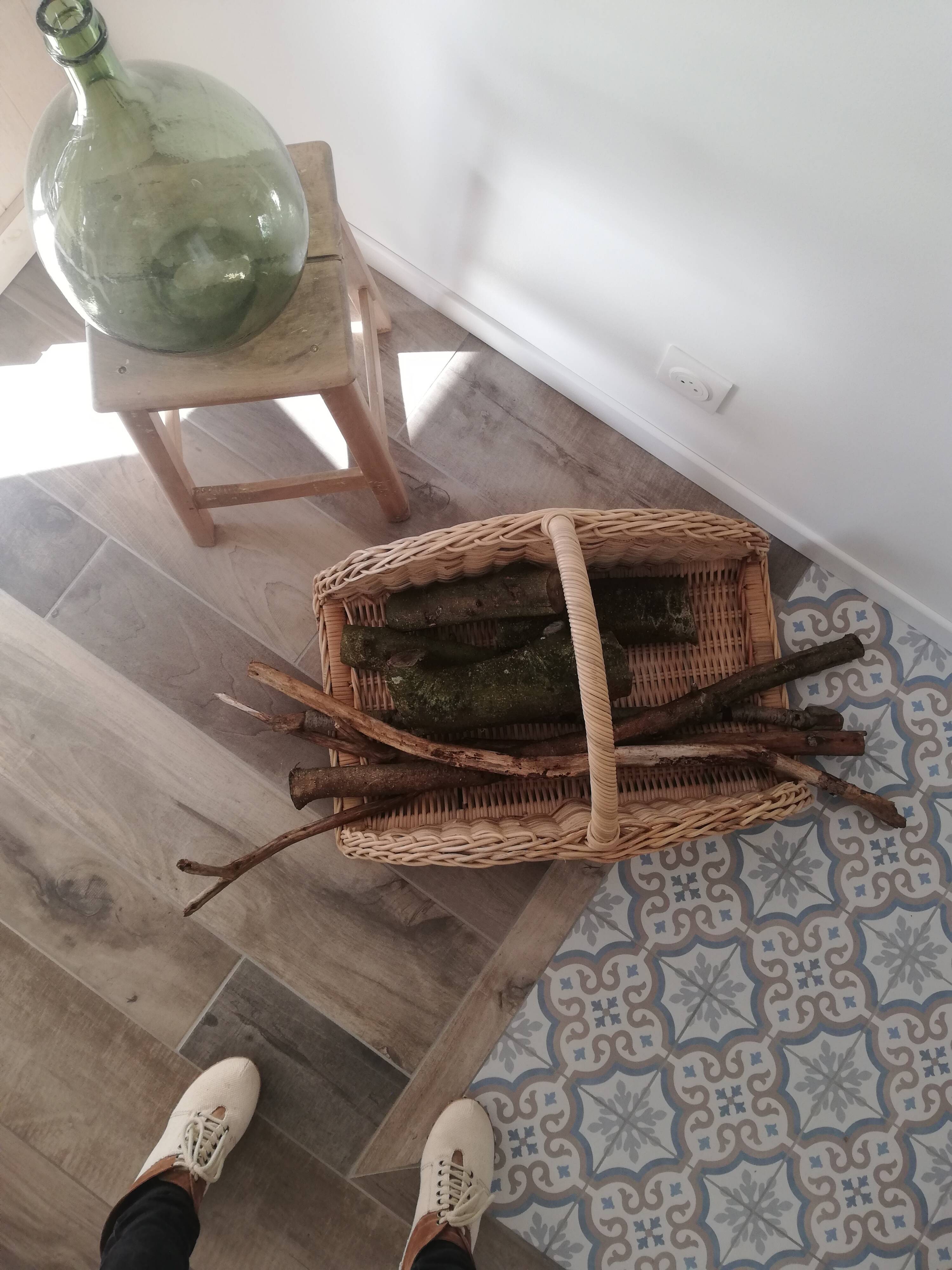 Log basket
