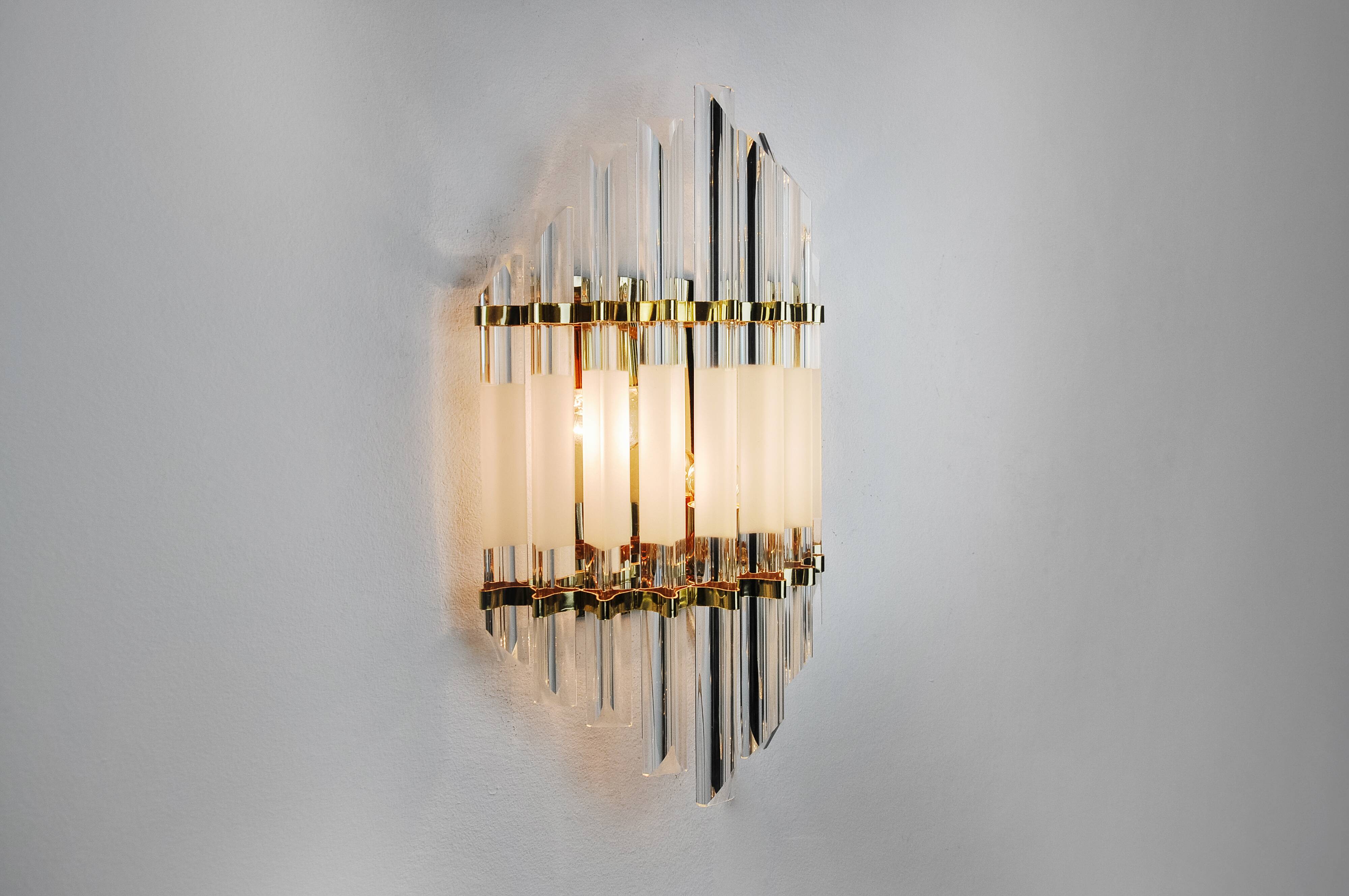 Venini wall lamp, murano triedri glass, italy, 1970
