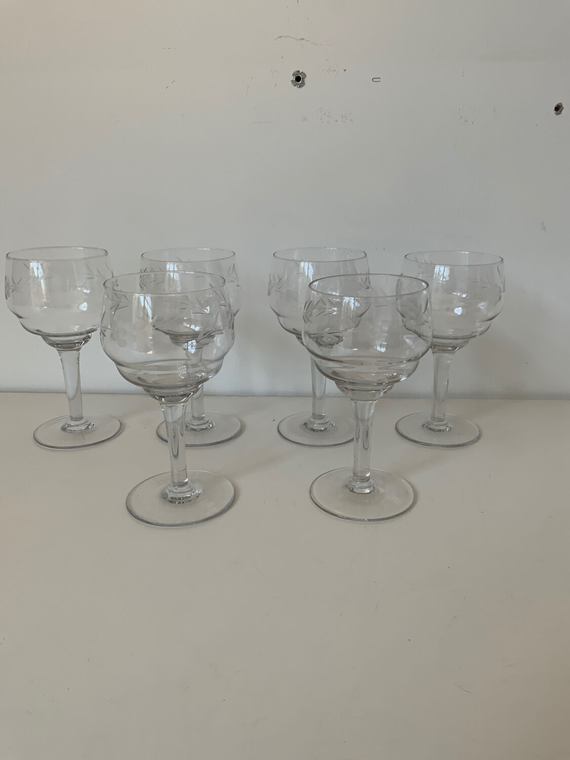 Engraved stemmed glasses Selency x Monoprix Croisé Laroche