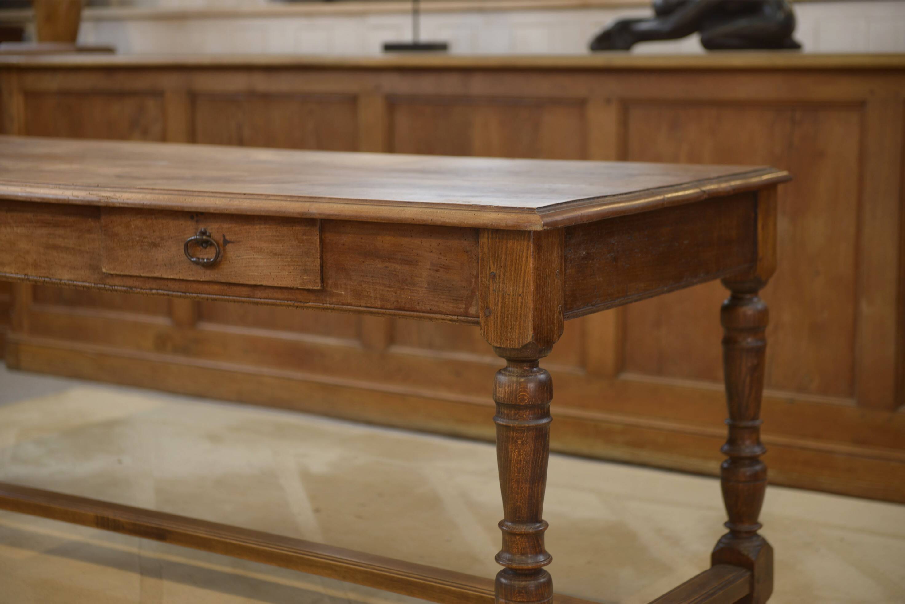 Farm table in beech from the late 19th century.