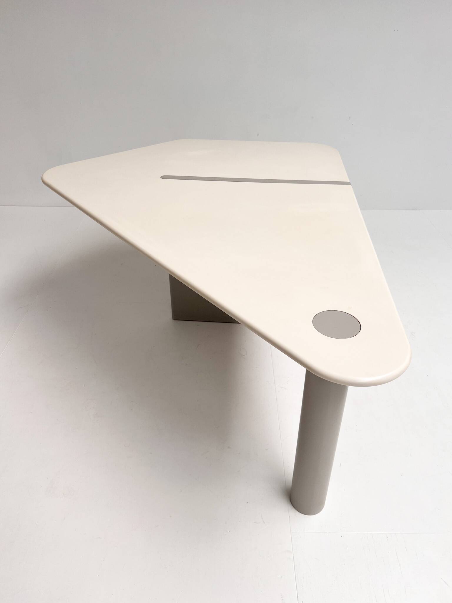 La table Kite par Louk Straver pour Castelijn, années 1980.